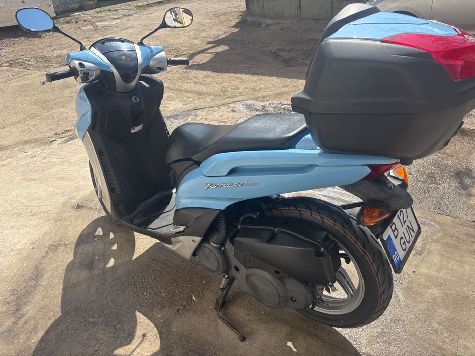 Închiriez scuter Yamaha Xenter pentru livrări Tazz / Bolt food / Glovo