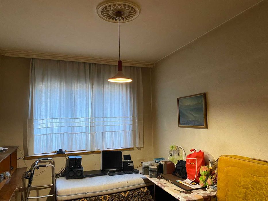 Продава се Тристаен апартамент в Карлово - 100 кв.м за 811 €/кв.м - Снимка #3