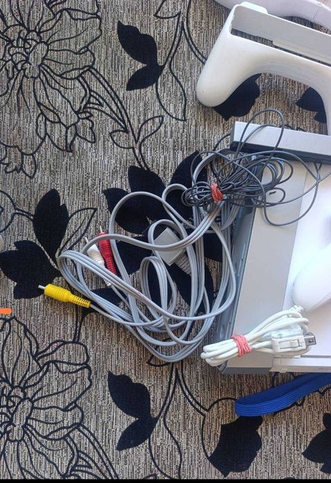 Nintendo Wii - МОДНАТА С 8 ИГРИ