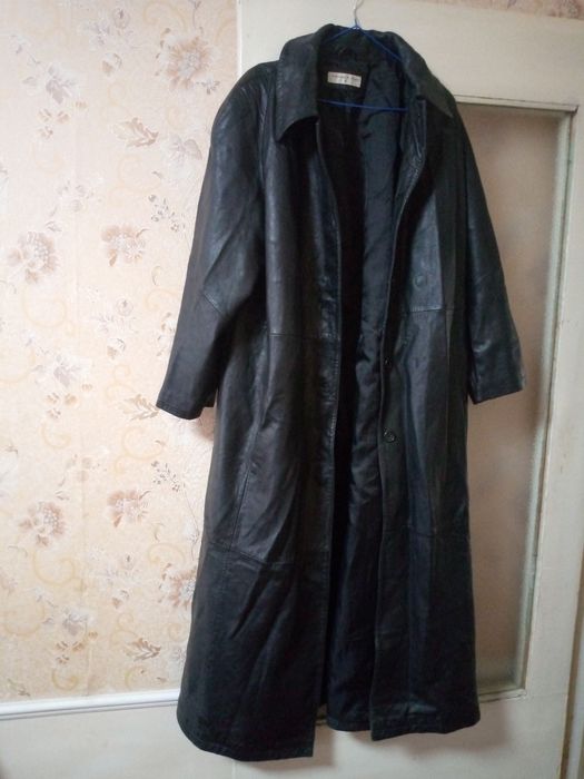 Продается кожаное польто
