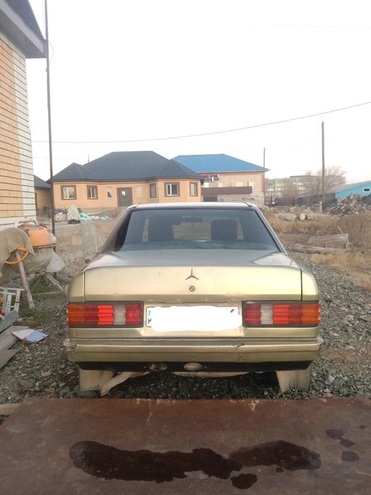 Продам мерседес 190