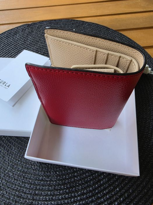 Портфейл   FURLA