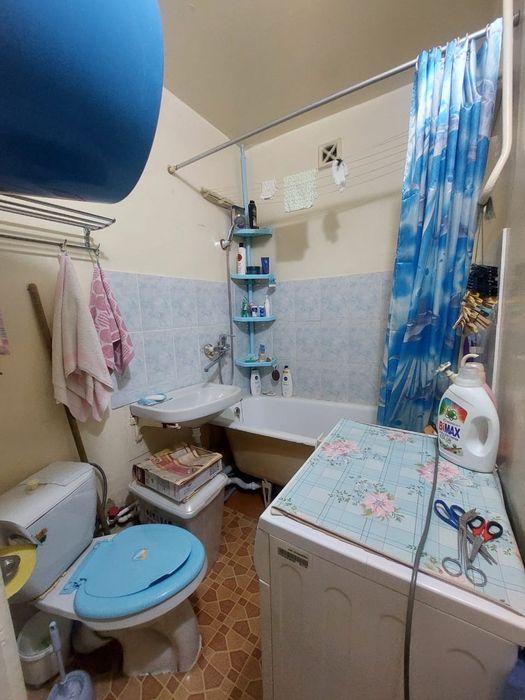 Продам 1 комн кв район УЮТА.