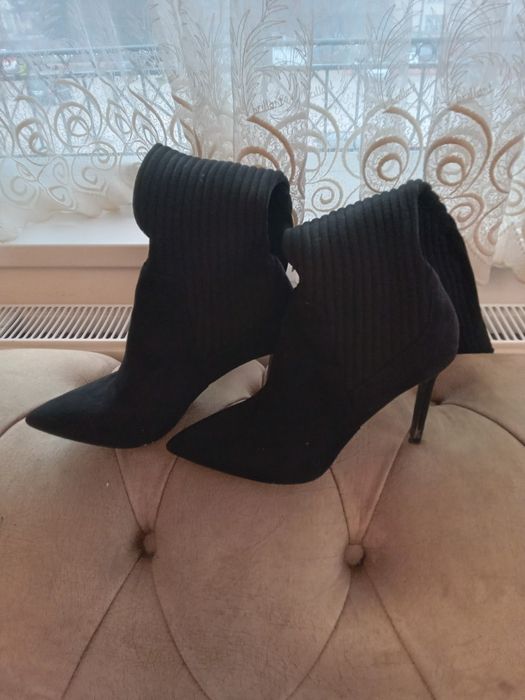 Дамски боти и ботуши