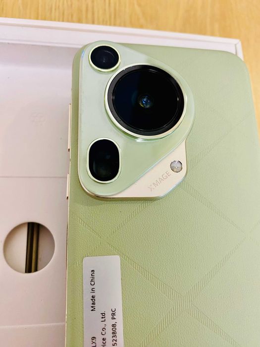 КАТО НОВ !!! Huawei Pura 70 Ultra, 512GB, 16GB RAM, Green
