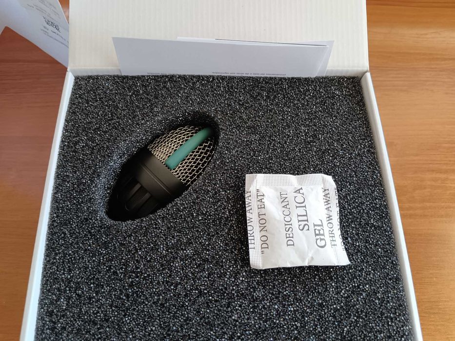 Микрофон AKG D112