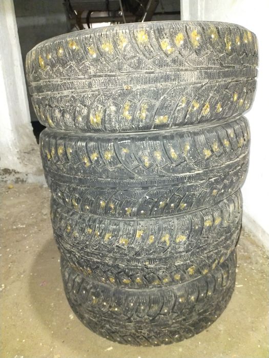 Продам шины зима