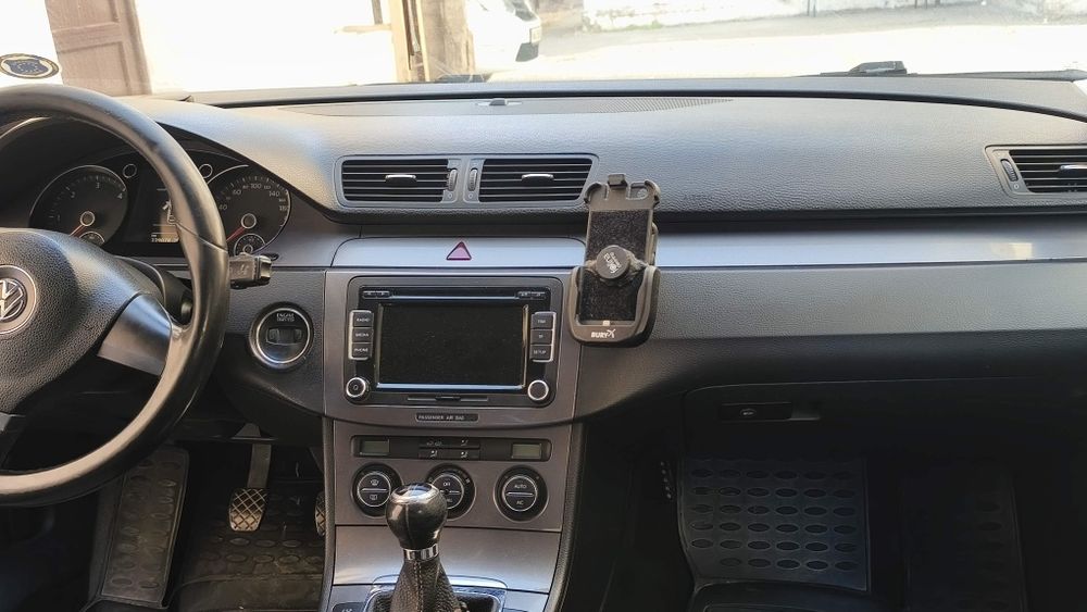 Volkswagen Passat CC 2010 diesel, 3.773 € — imagine 4