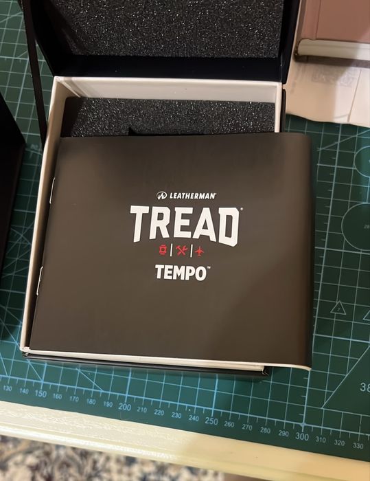 Часы Leatherman Tread Tempo