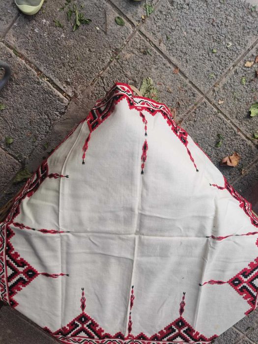 Вълнени престилки,Ленени карета