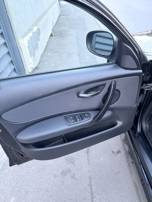 Vand schimbi bmw seria 1