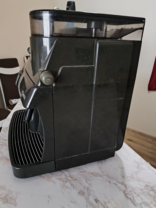 Продавам Saeco Vienna Superautomatica
