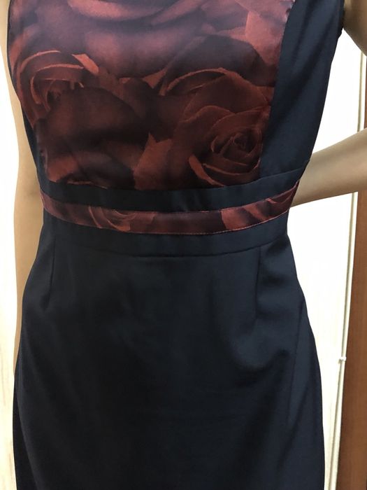 Платье в отличном состоянии,размер 46.