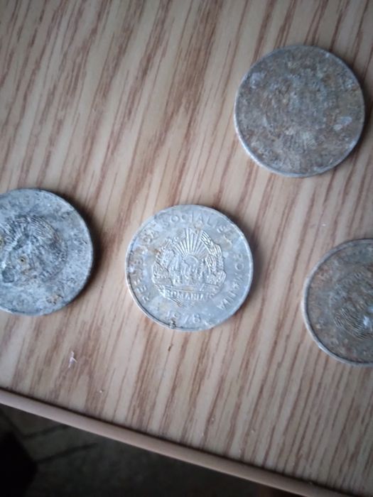 Monede vechi. Promoție pentru colecționari.Nu trimit prin curier