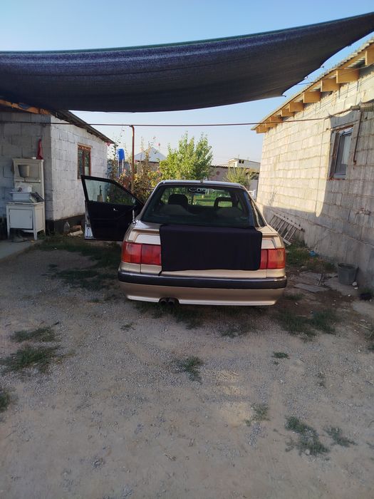 Ауди 90 квадра срочна