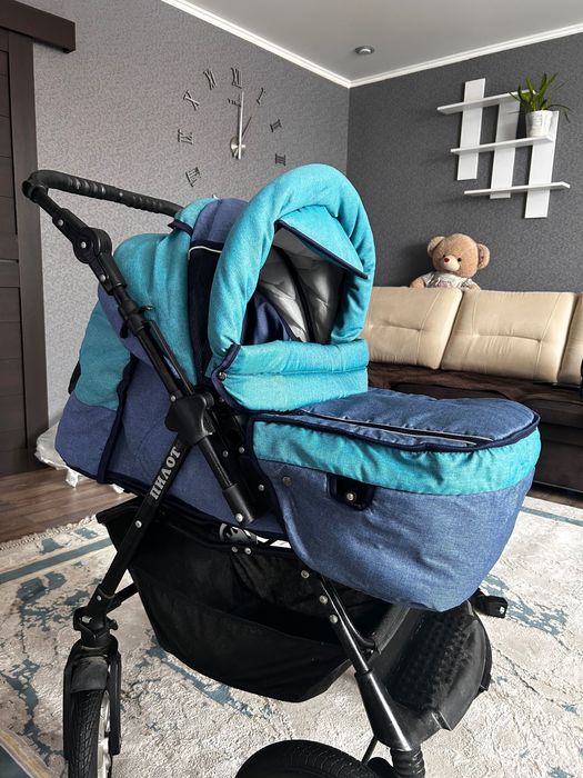 Детская коляска зима-лето