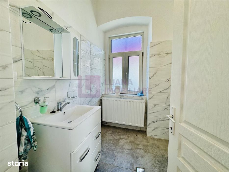 Apartament 2 camere de vanzare | Central | recent renovat | strada Cr — fotografia 3