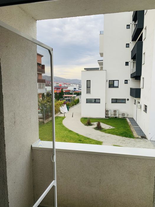 Inchiriez ap. 2 camere Floresti