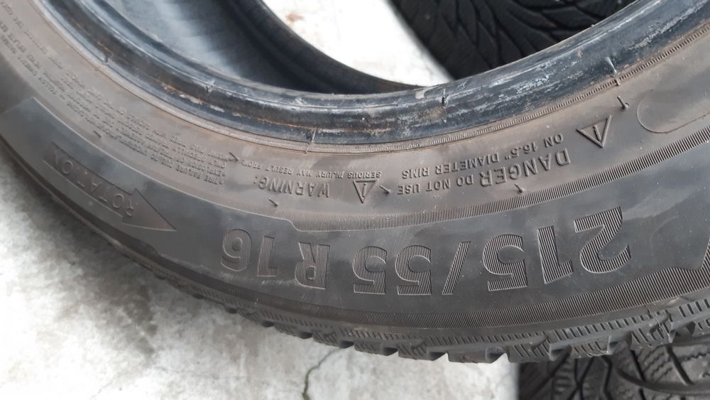 Anvelope 215/55r16 iarnă marca Michelin, Semperit preț 210 lei bucata