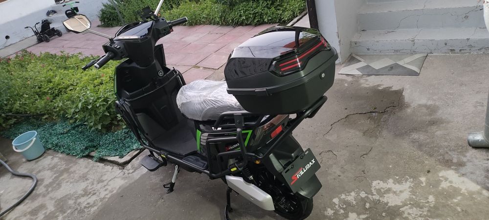 Продаётся электронный скутер. 1000$
