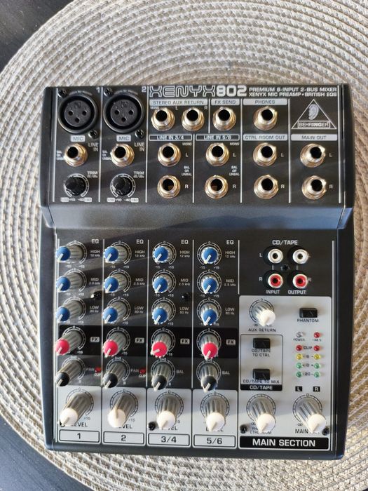 Mixer Audio Behringer XENYX 802
