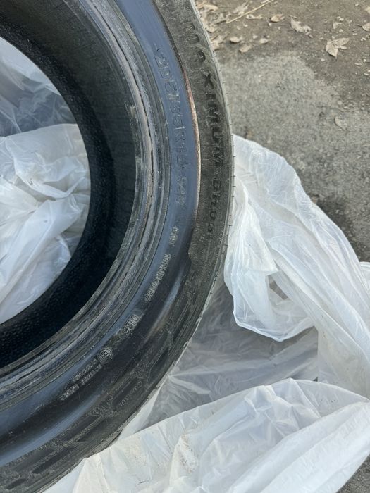 Резина летняя 2 месяца б/у