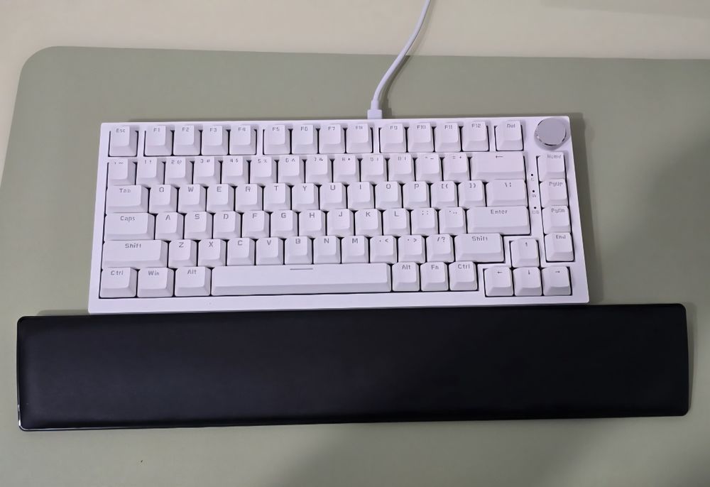Suport ergonomic pentru încheieturi – Memory Foam, pentru tastatură