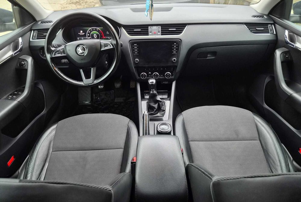 SKODA Octavia 2019 — imagine 5