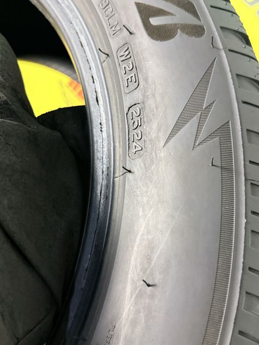 215/55R17 Bridgestone 2024-20 7-6mm stare foarte buna