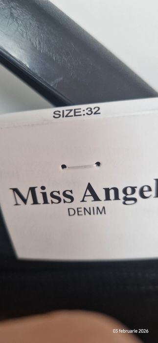 Blugi mom fit negri noi