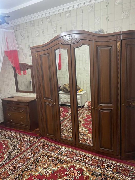 продается спальный гарнитур  беларусская