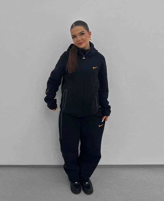 Трендовый спортивный костюм nocta nike для девушек