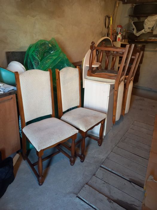 Продаю   Стулья