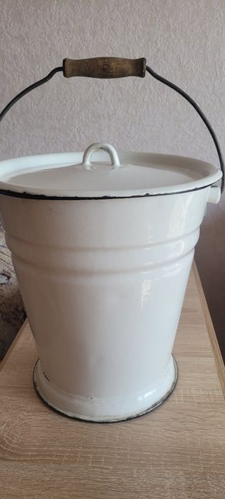Ведро эмалерованное