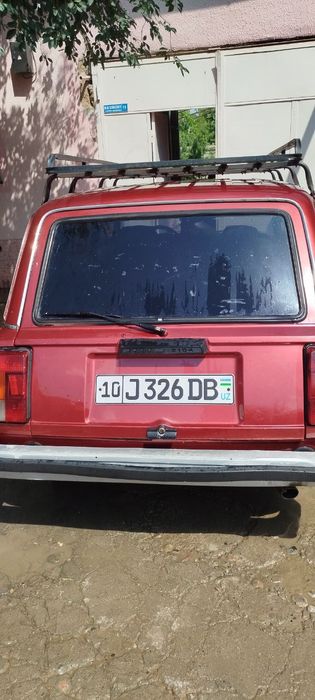 Jiguli 04 1990 yil yurib turgan moshina