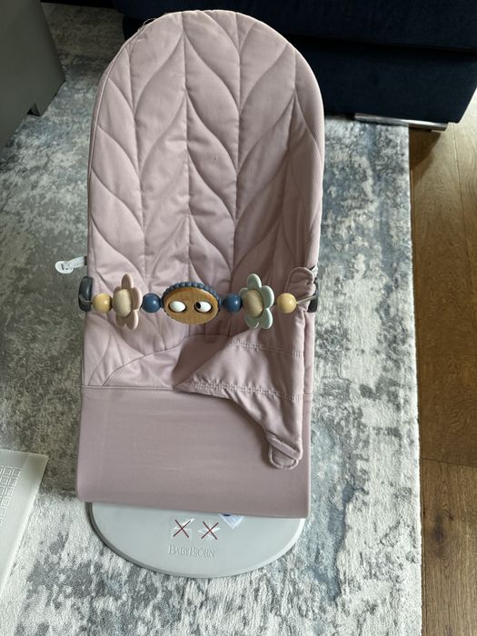 Balansoar baby bjorn + bara jucarii