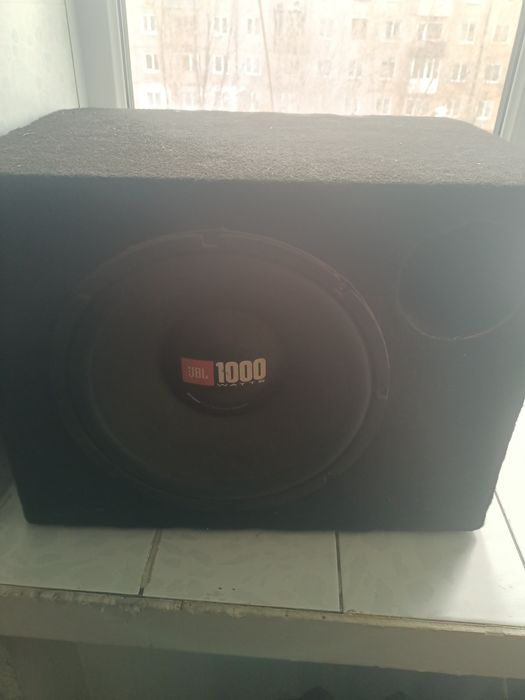 Сабвуфер с усилителем