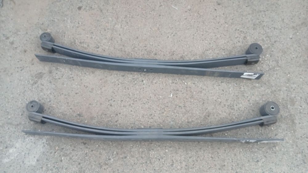 Рессоры Форд Транзит 3х листовые