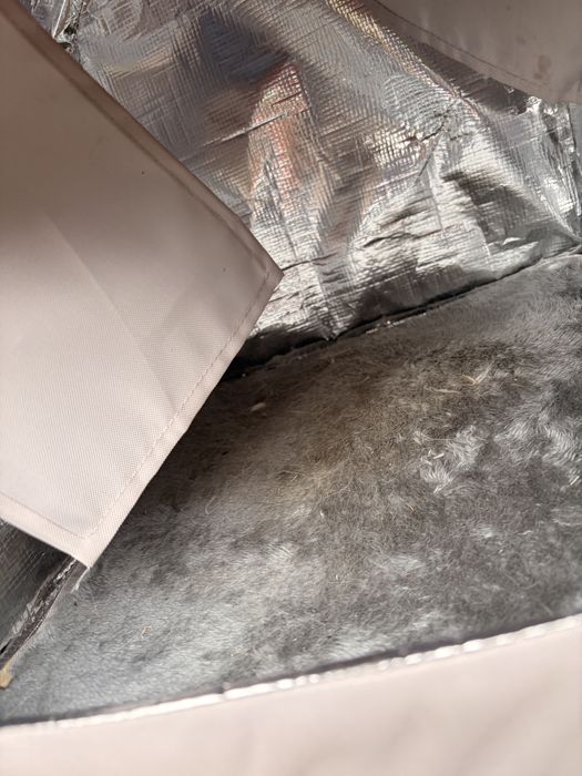 Casute NOI, pentru pisici sau caini talie mica