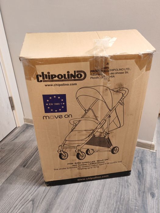 CHIPOLINO Лятна количка MOVE ON
В много добро запазено състояние. Без петна и скъсано. В оригинална опаковка. 
Описание
Характеристики:
• Подходяща з