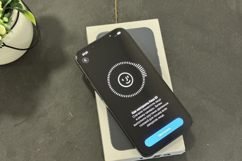 iPhone 13 128Gb с гарантией