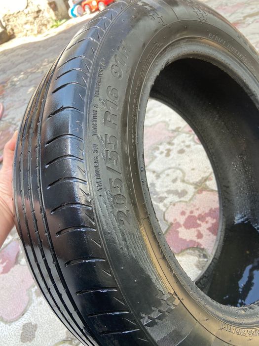 Продам шины Kumho 205/55 R16