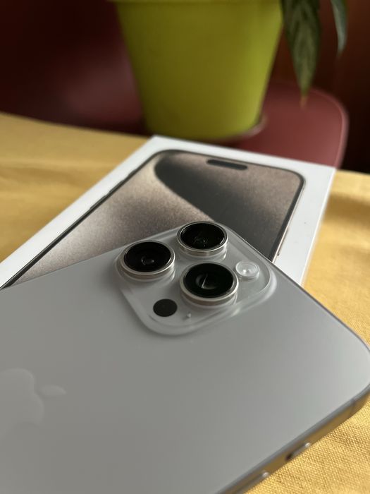 Iphone 15 pro max без ремонта акб 91%