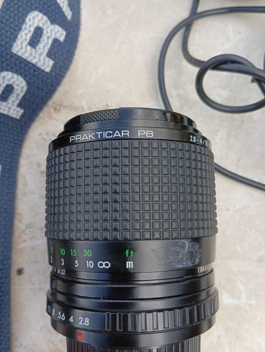 Чанта за фотоапарат с обектив и други принадлежности/вижте снимките/