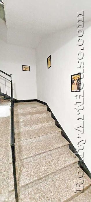 Дава се под наем Двустаен апартамент в София, Център - 65 кв.м за 677.79 € - Снимка #13