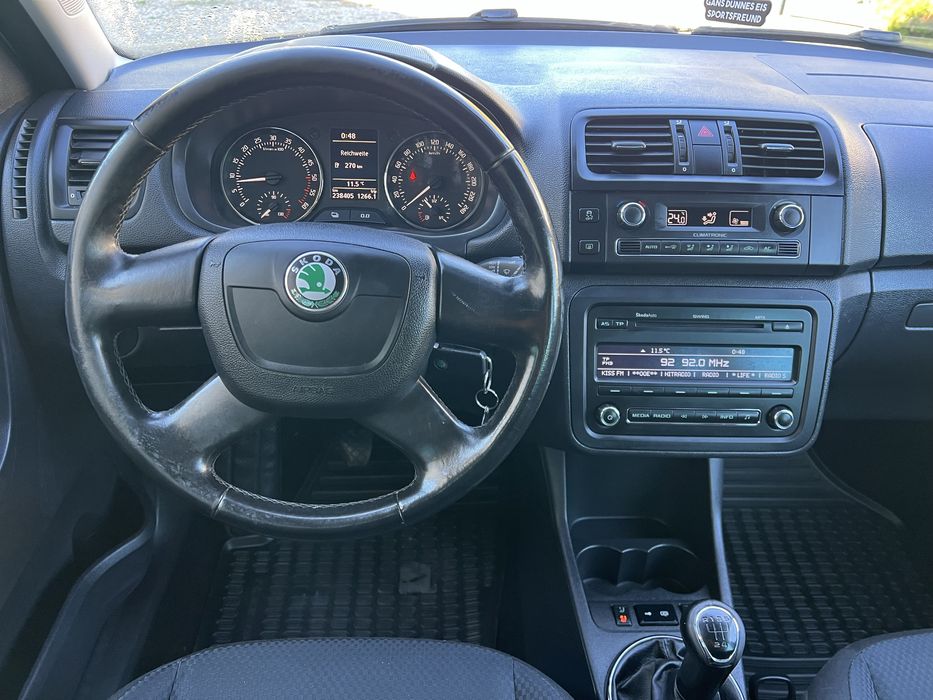 SKODA Roomster 2012 — imagine 4