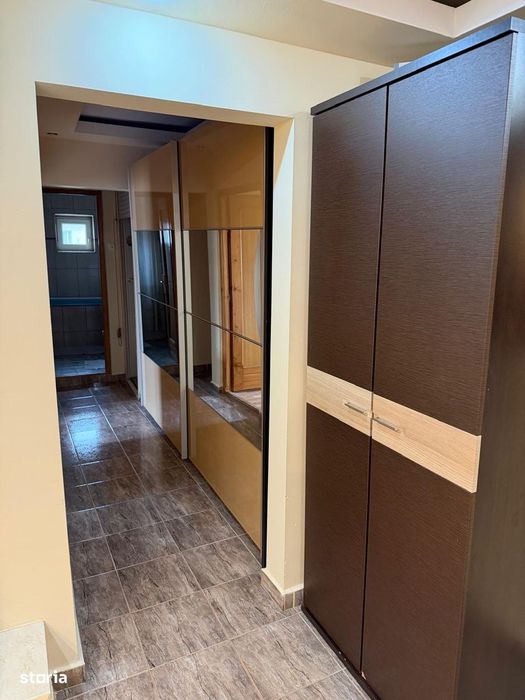 Apartament 3 camere 65 mp ~ etaj 3, zona Dumbrava Nord