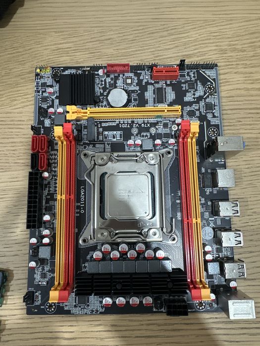 Комплект X79 + Intel Xeon E5-2630 v2 + 32GB DDR3 ECC RE