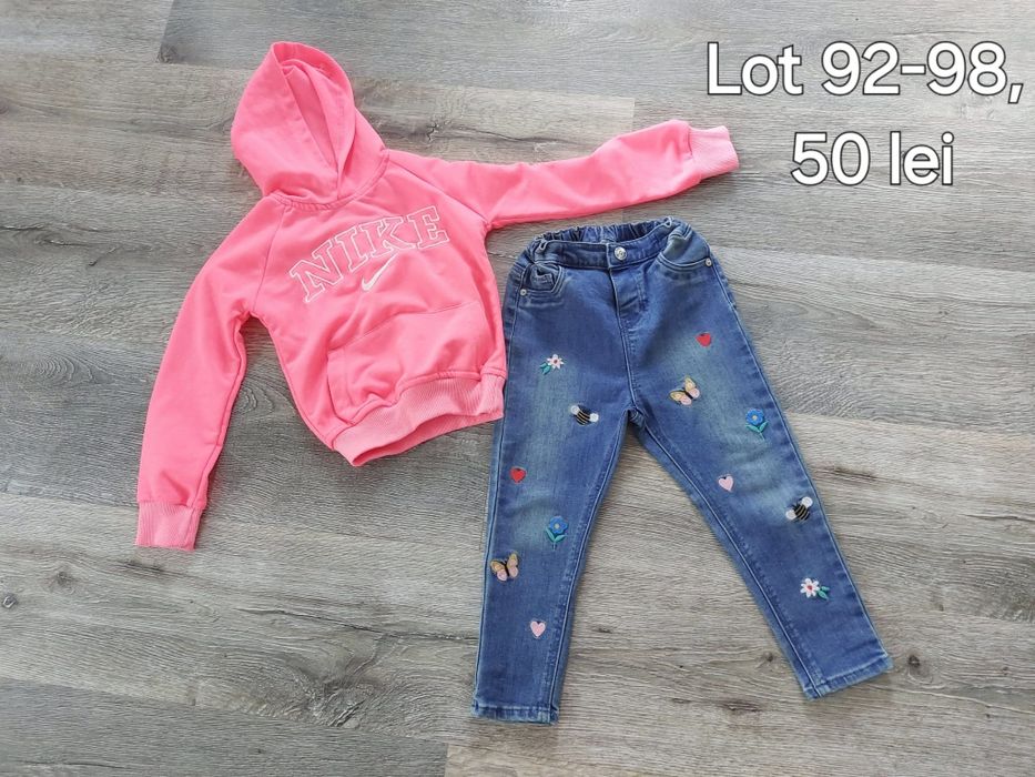 Hăinuțe fetițe, stare foarte buna.