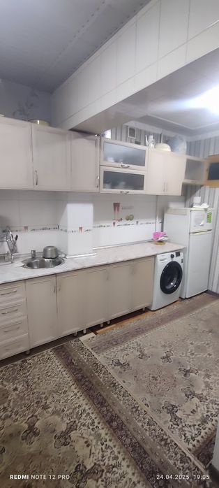 Продается 4 комнатный квартира